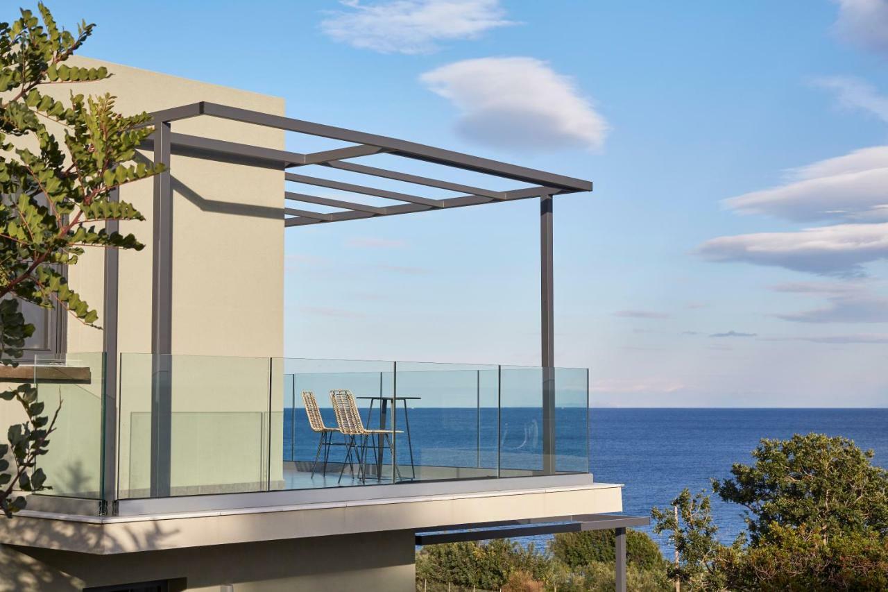 Villa Blue Sea Spathíon Екстериор снимка