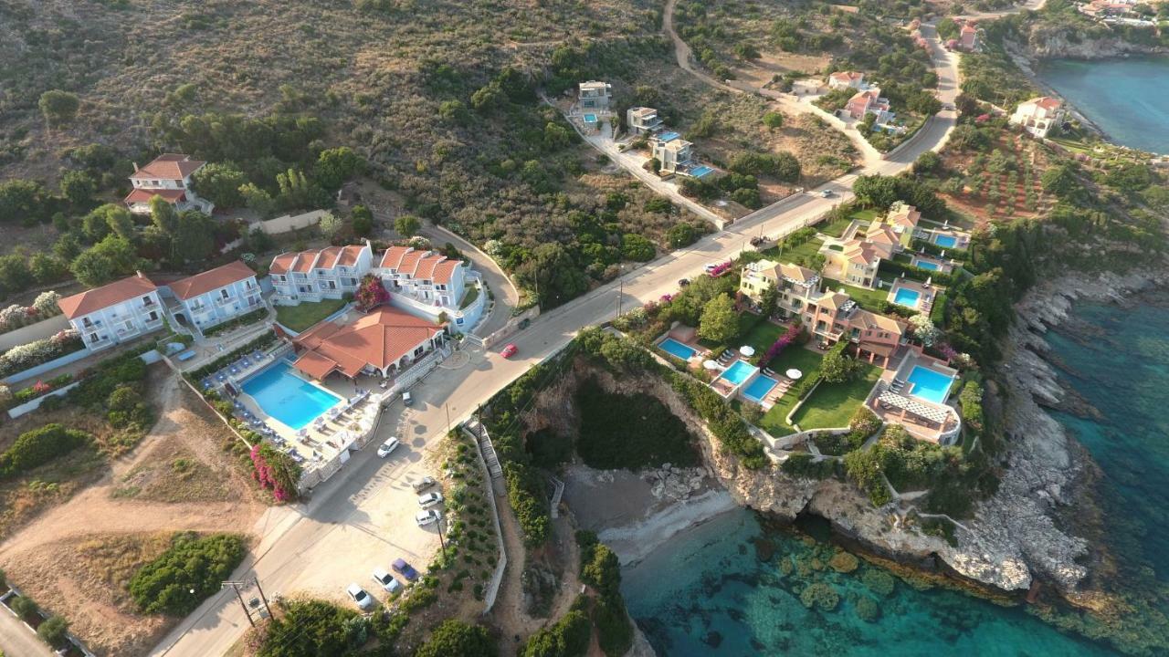 Villa Blue Sea Spathíon Екстериор снимка