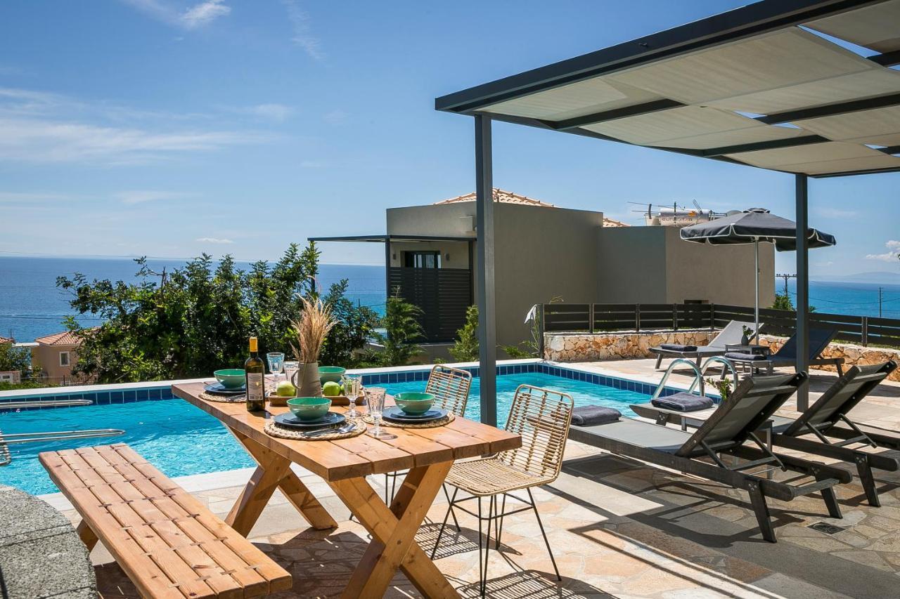 Villa Blue Sea Spathíon Екстериор снимка